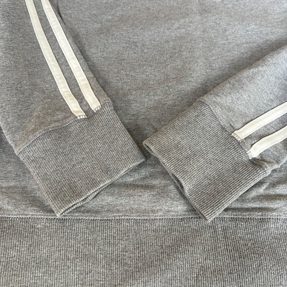 PINK Victoria's Secret Sweatshirt Kangaroo Pockets Gray Size L - Picture 8 of 9